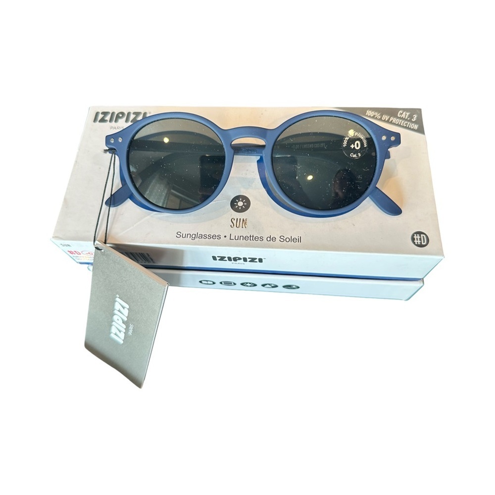 Izipizi Paris NIB Sunglasses Navy Blue